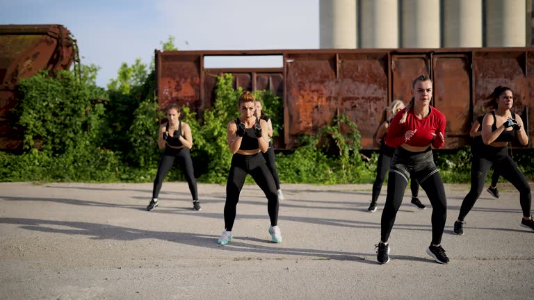 Video Exercices Aerobic Exercises Videos and HD Footage - Getty Images