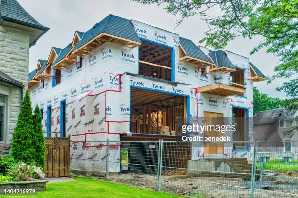 luxury house construction toronto ontario canada - toronto house stock pictures, royalty-free photos & images