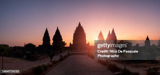 panoramic view of the sewu buddist prambanan temple at sunset - nico de pasquale photography fotografías e imágenes de stock