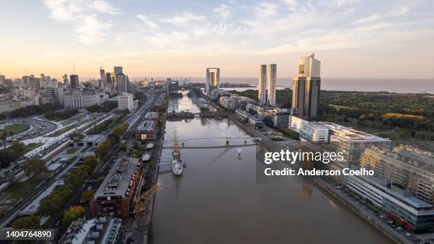 dawn at puerto madero and commercial buildings - buenos aires port stock pictures, royalty-free photos & images