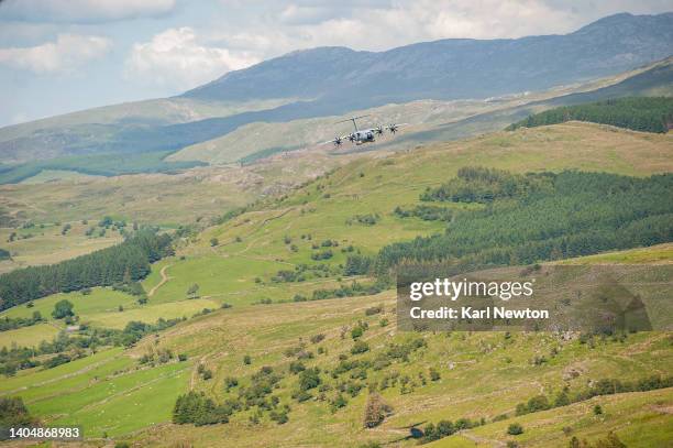 military aircraft training mach loop, wales - mach loop stock pictures, royalty-free photos & images