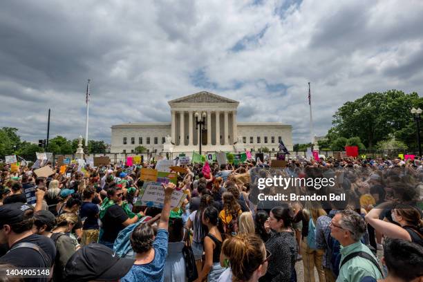 People protest in response to the Dobbs v Jackson Women's Health Organization ruling in front of the U.S. Supreme Court on June 24, 2022 in...