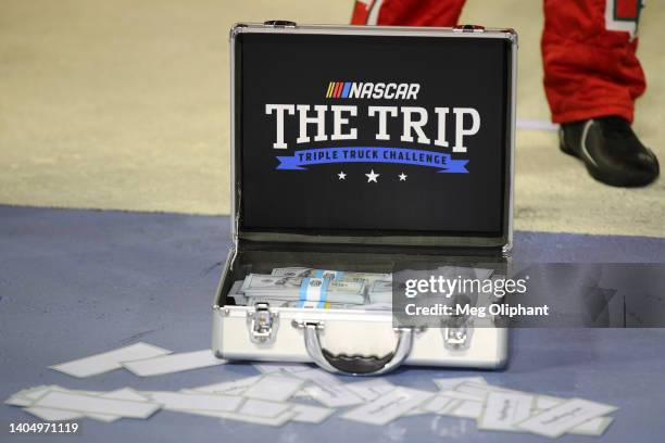 Trip Rackley 1,870 M&M Bag Stock Photos, High-Res Pictures, and Images - Getty Images