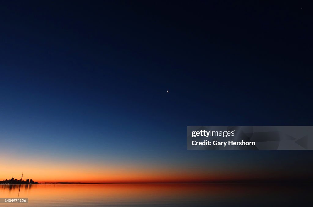 Moonrise in Toronto, Canada
