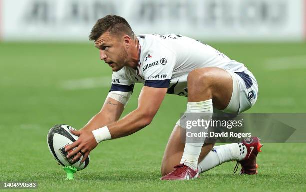 Handre Pollard of Montpellier lines up a penalty during the Final Top 14 match between Castres Olympique and Montpellier Herault Rugby at Stade de...