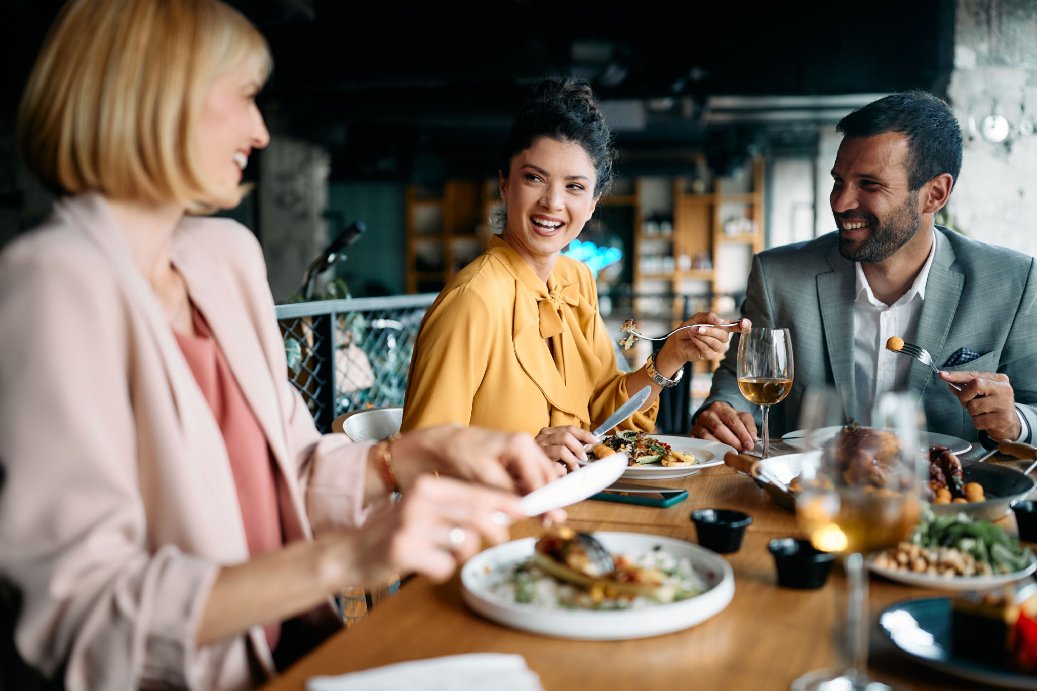 happy customers dining