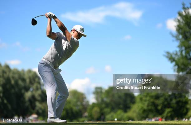 Haotong Li of China plays his tee shot on the ninth hole during Day Three of the BMW International Open at Golfclub Munchen Eichenried on June 25,...