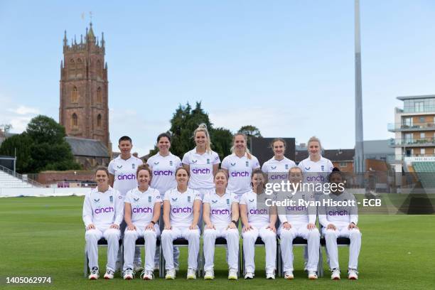 Back Row : Issy Wong, Alice Davidson-Richards, Lauren Bell, Freya Davies, Emma Lamb, Charlie Dean.Front Row : Amy Jones, Kate Cross, Nat Sciver,...