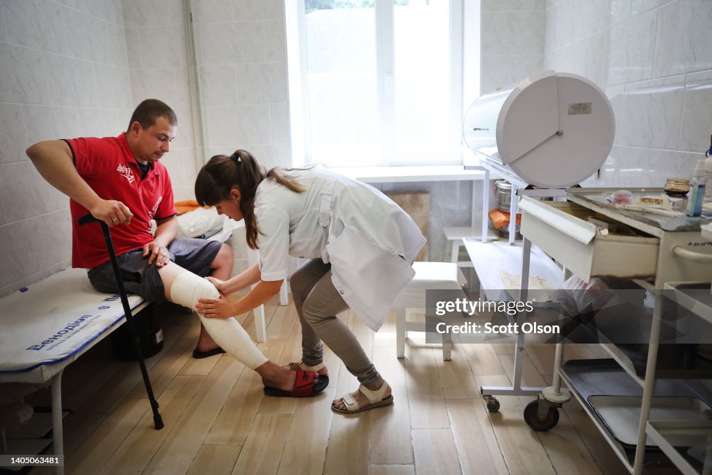 Sloviansk Hospital Treats War Wounded As Russia Closes In On Key Donbas Cities