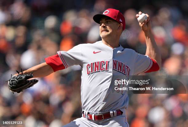Mike Minor of the Cincinnati Reds pitches against the San Francisco Giants in the bottom of the first inning at Oracle Park on June 25, 2022 in San...