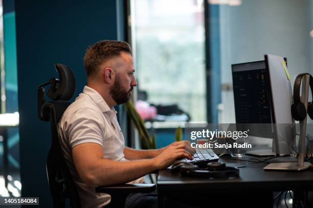 Sticky Notes Covering Computer Monitor Photos and Premium High Res ...