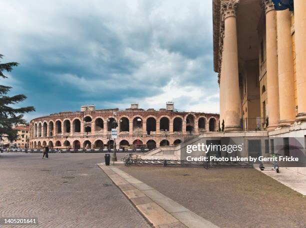 arena di verona, verona, italy - arena de verona imagens e fotografias de stock