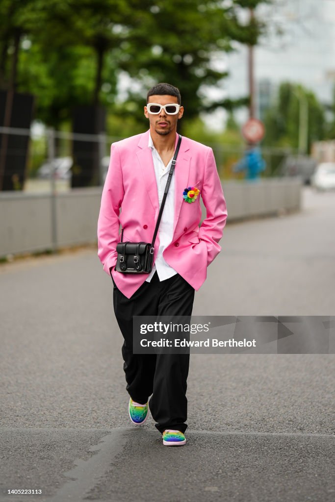 Street Style - Paris Fashion Week - Menswear Spring/Summer 2023 : Day Five