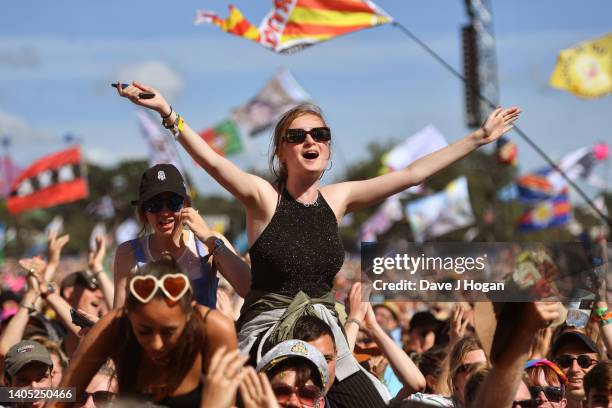 The crowd react as Diana Ross performs on the Pyramid stage during day five of Glastonbury Festival at Worthy Farm, Pilton on June 26, 2022 in...