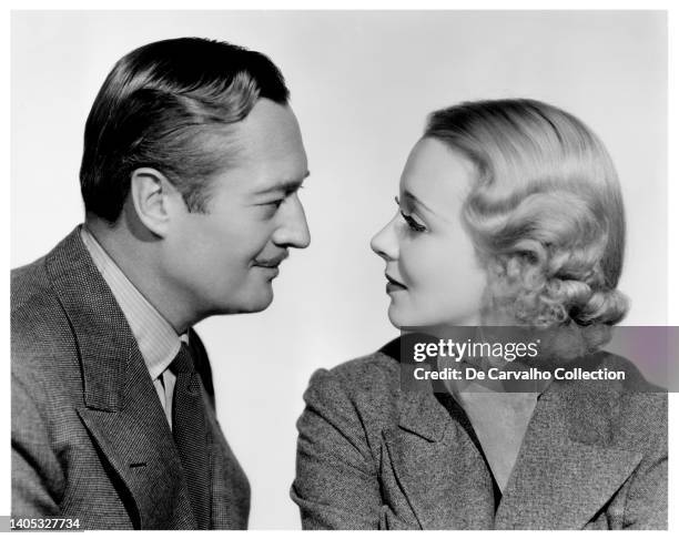 Actor Edmund Lowe as 'Philo Vance' and Actress Virginia Bruce as 'Zalia Graem' in a publicity shot from the movie 'The Garden Murder Case' United...