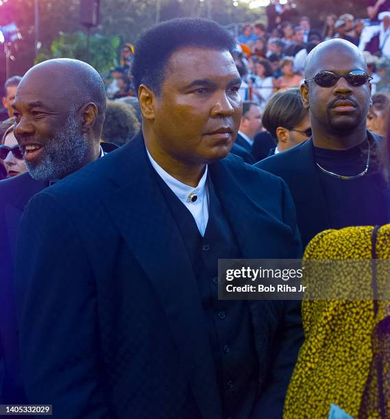 Muhammad J R 391 photos et images haute résolution de Muhammad Ali Jr Son Of ...