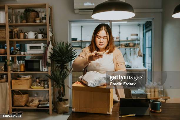 Open Large Box 757 Opening A Large Box Stock Photos, High-Res Pictures, and Images ...