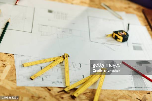 ¡equipo arquitectónico en construcción! - rebuilding fotografías e imágenes de stock