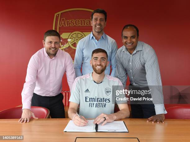 Matt Turner signs for Arsenal Football Club with Richard Garlick, Arsenal Director of Football Operations, Edu Gaspar, Arsenal Technical Director,...