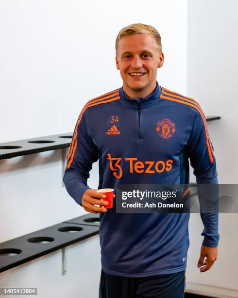 Donny van de Beek of Manchester United arrives for pre-season training at Carrington Training Ground on June 27, 2022 in Manchester, England.