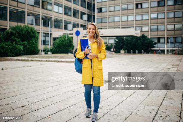 ready for my classes - map street stockfoto's en -beelden