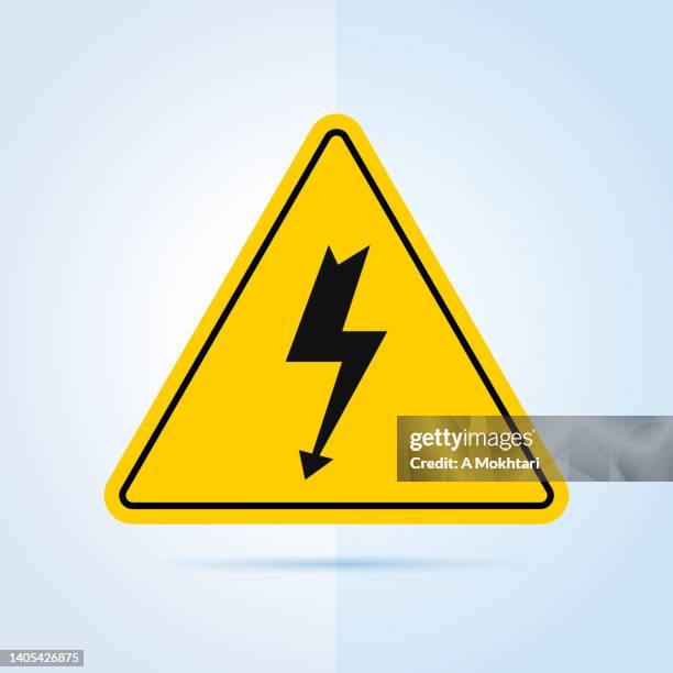 ikone der elektrizität, hochspannung, elektrische gefahrentafel, gewitter... - stromschlag stock-grafiken, -clipart, -cartoons und -symbole