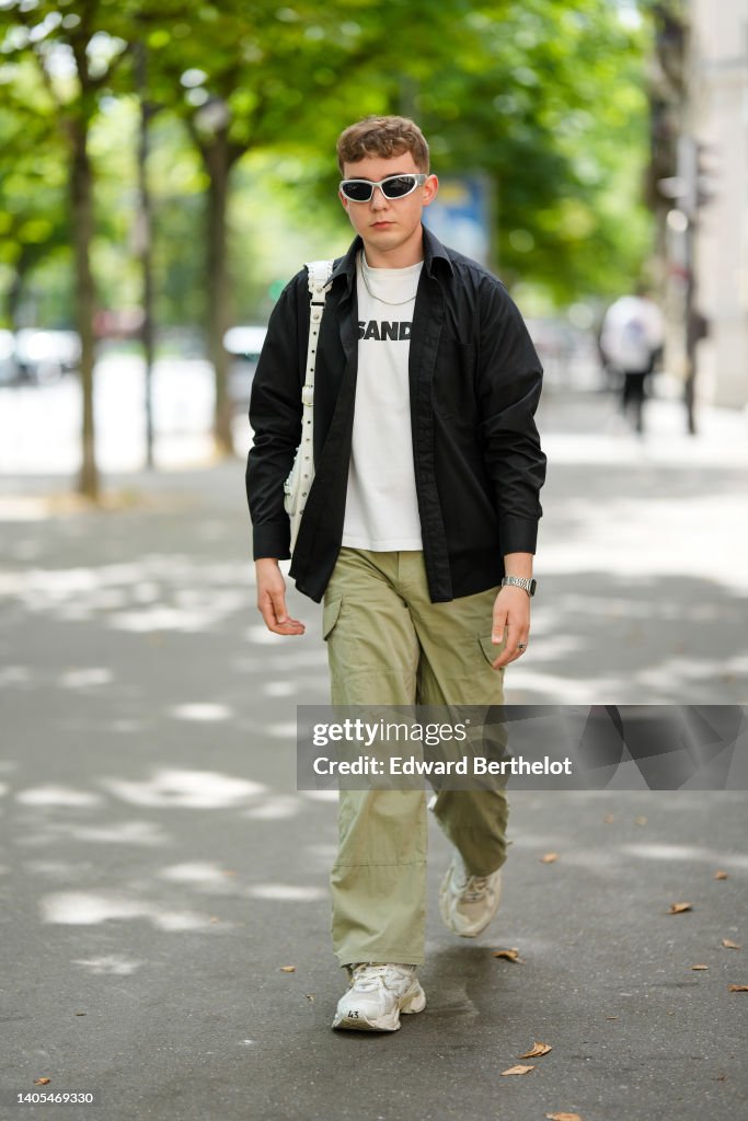 Street Style - Paris Fashion Week - Menswear Spring/Summer 2023 : Day Six