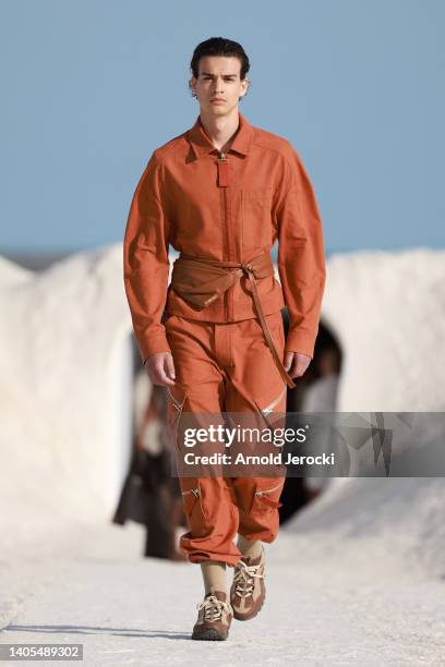 Model walks the runway during the "Le Papier " Jacquemus' Fashion Show on June 27, 2022 in Arles, France.