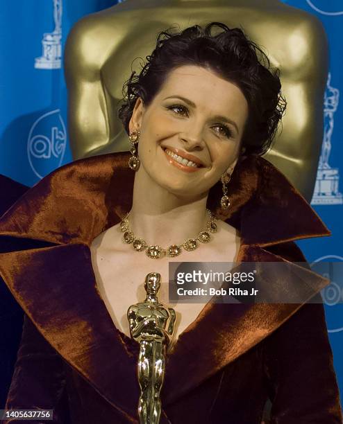 Oscar Winner Juliette Binoche backstage at Academy Awards Show, March 24, 1997 in Los Angeles, California.