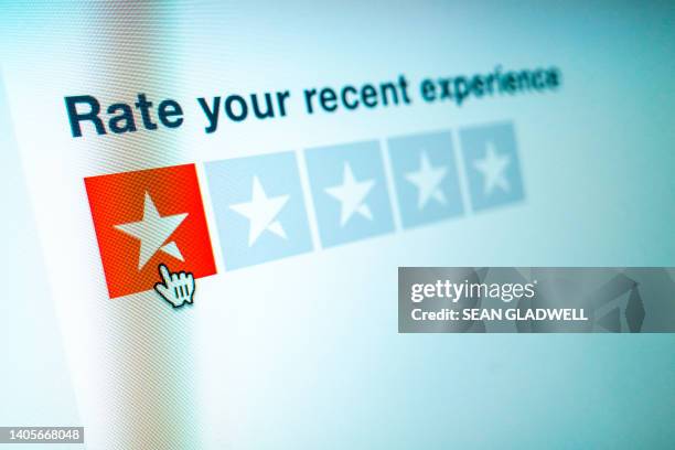 one star rating - customer satisfaction rating stock pictures, royalty-free photos & images