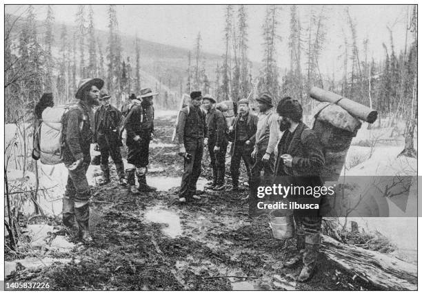 stockillustraties, clipart, cartoons en iconen met antique photo: klondike gold rush - alaska amerikaanse staat