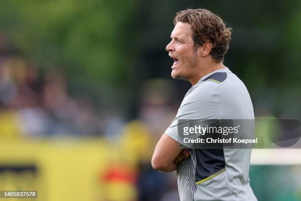 Head coach Edin Terzic reacts during a training session at training ground Hohenbuschei on June 29, 2022 in Dortmund, Germany. Borussia Dortmund...