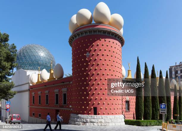 DalÕ Theatre-Museum in Figueres, Girona Province, Catalonia, Spain. The building was designed by Joaquim de Ros i Ramis and Alexandre Bonaterra....