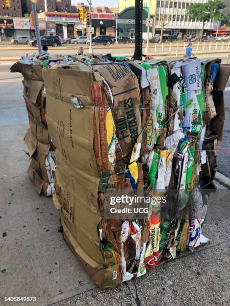 Compacted Boxes Paper Cardboard Recycling Photos and Premium High Res Pictures - Getty ...