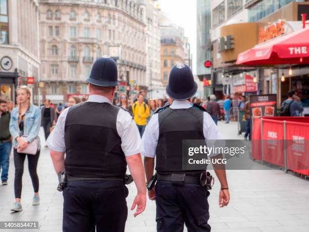 British Police Rear Pattern Police Rear View Photos and Premium High Res Pictures - Getty Images