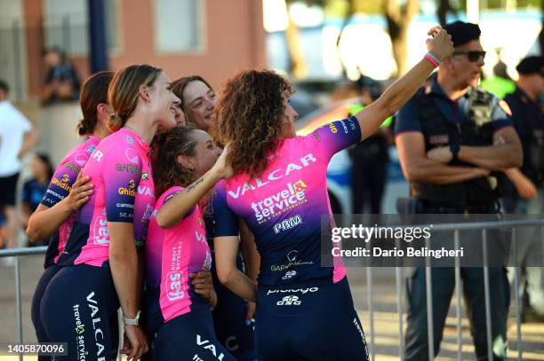 Alice Maria Arzuffi of Italy, Olivia Baril of Canada, Anastasia Carbonari of Italy, Chiara Consonni of Italy, Karolina Kumiega of Poland, Silvia...