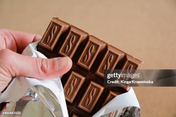 chocolate - chocolate bar stock pictures, royalty-free photos & images