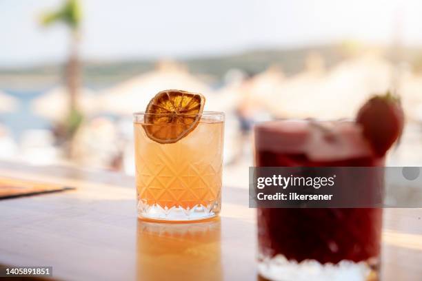 fresh cocktail - rum tasting stock pictures, royalty-free photos & images