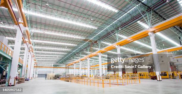 steel mill factory - industrial warehouse stock-fotos und bilder