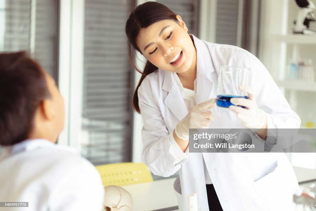 What Is Lab Class Students In Science Lab Class With Teacher Learning Bangkok Thailand ...