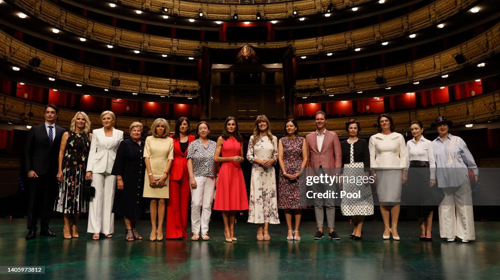 NATO's Guests Visit The Royal Theatre