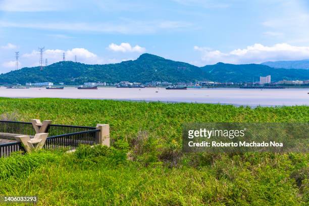 bay of water - wenzhou stock pictures, royalty-free photos & images