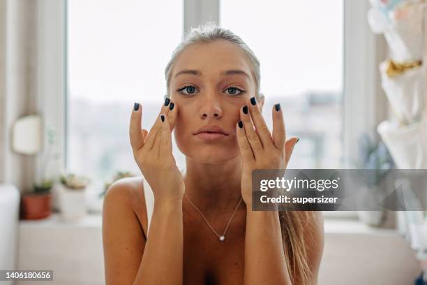 ich bin müde - glatte oberfläche stock-fotos und bilder