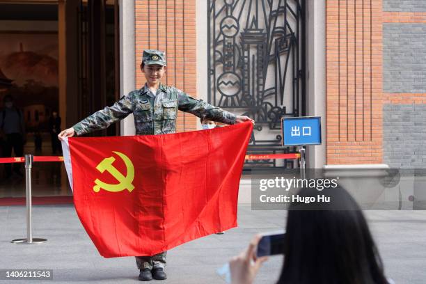 Ccp Icon 904 Ccp Flag Stock Photos, High-Res Pictures, and Images - Getty Images