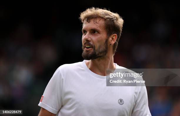 Oscar Otte of Germany reacts during their Men's Singles Third Round match against Carlos Alcaraz of Spain on day five of The Championships Wimbledon...