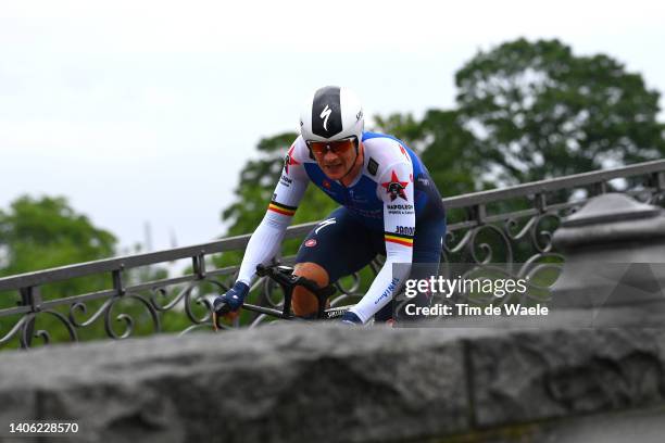 Yves Lampaert of Belgium and Quick-Step - Alpha Vinyl Team sprints during the 109th Tour de France 2022, Stage 1 a 13,2km individual time trial stage...