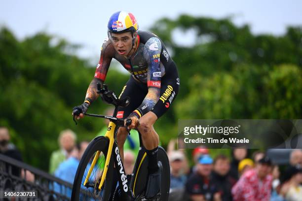Wout Van Aert of Belgium and Team Jumbo - Visma sprints during the 109th Tour de France 2022, Stage 1 a 13,2km individual time trial stage from...