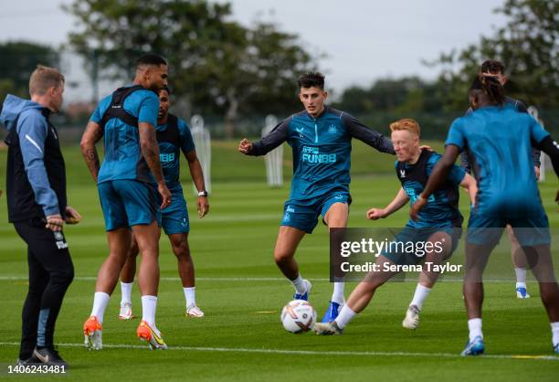 Players seen L-R Jamaal Lascelles Callum Wilson, Kell Watts, Matty Longstaff, and Allan Saint-Maximin during the Newcastle United Training Session at...