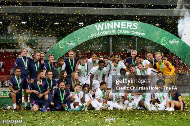 England pose for a photograph with their winning medals following their sides victory after the UEFA European Under-19 Championship 2022 Group B...