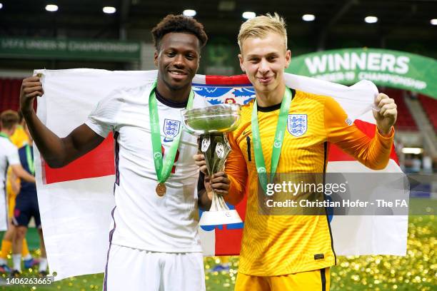 Daniel Oyegoke and Matthew Cox of England celebrate with UEFA European Under-19 Championship Trophy following their sides victory after the UEFA...